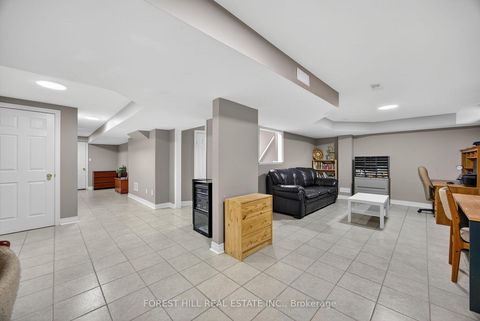 Photo 39 at 31 Connaught Lane, Shore, Barrie