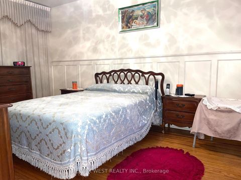 Photo 7 at 364 Roxton Road, Little Italy, Toronto