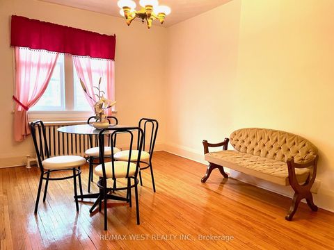 Photo 13 at 364 Roxton Road, Little Italy, Toronto