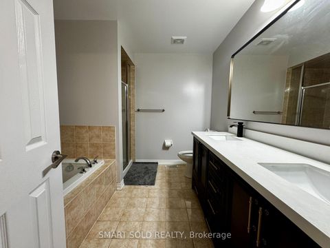 Photo 10 at 35 Cosford Street, Bayview Northeast, Aurora