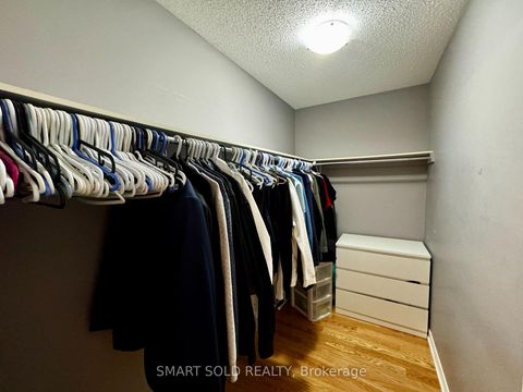 Photo 11 at 35 Cosford Street, Bayview Northeast, Aurora