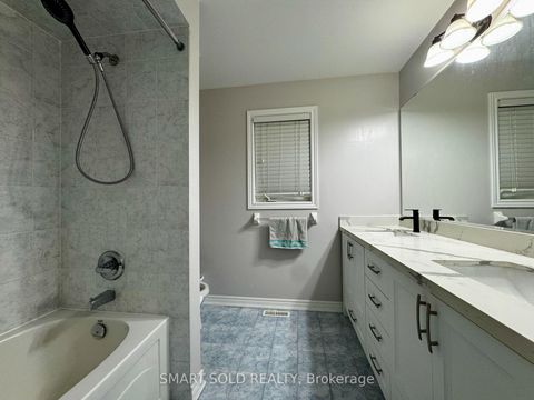 Photo 16 at 35 Cosford Street, Bayview Northeast, Aurora