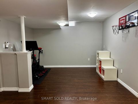 Photo 19 at 35 Cosford Street, Bayview Northeast, Aurora