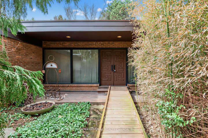 Photo 1 at 16 Royal Oak Drive, York Mills, Toronto