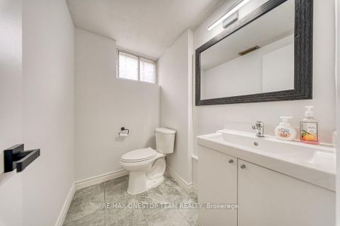 Photo 24 at 238 Dunview Avenue, Willowdale East, Toronto