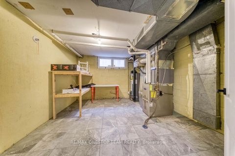 Photo 25 at 238 Dunview Avenue, Willowdale East, Toronto