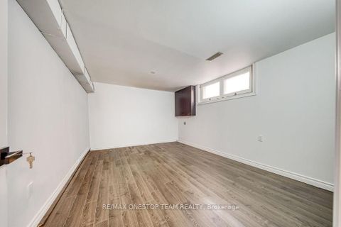 Photo 28 at 238 Dunview Avenue, Willowdale East, Toronto