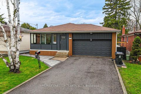 Photo 34 at 238 Dunview Avenue, Willowdale East, Toronto