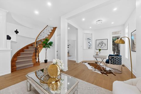 Photo 9 at 359 Worthington Avenue, Oak Ridges Lake Wilcox, Richmond Hill