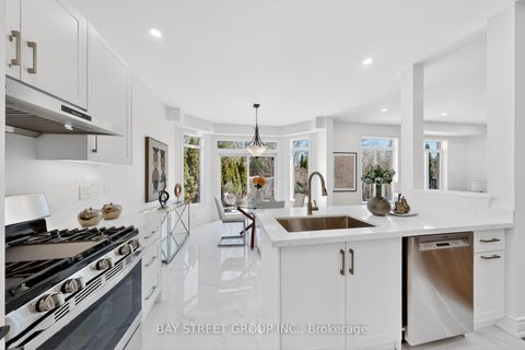 Photo 13 at 359 Worthington Avenue, Oak Ridges Lake Wilcox, Richmond Hill