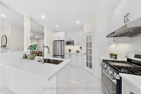 Photo 16 at 359 Worthington Avenue, Oak Ridges Lake Wilcox, Richmond Hill