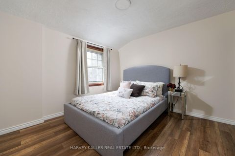 Photo 30 at 4 Twenty Third Street, Long Branch, Toronto