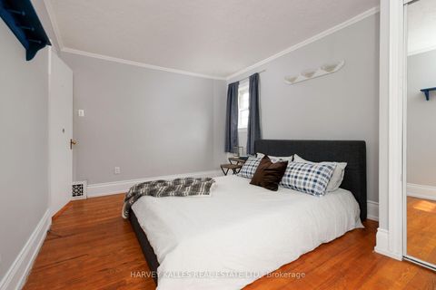 Photo 32 at 4 Twenty Third Street, Long Branch, Toronto