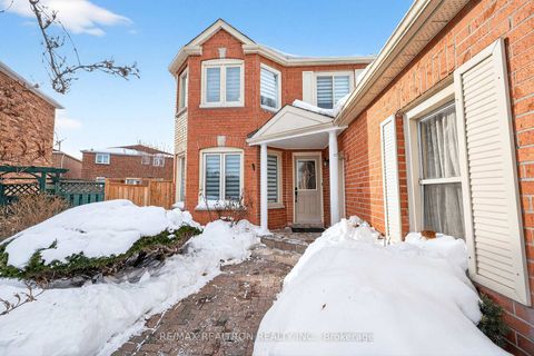 Photo 2 at 18 Littleborough Court, Highland Creek, Toronto