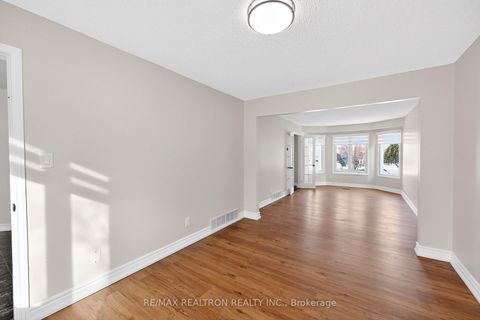 Photo 7 at 18 Littleborough Court, Highland Creek, Toronto