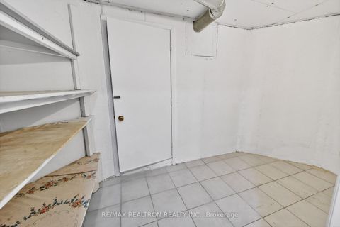 Photo 44 at 18 Littleborough Court, Highland Creek, Toronto