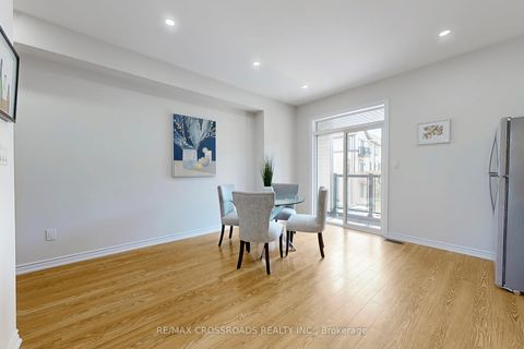 Photo 3 at 384 Okanagan Path, Donevan, Oshawa