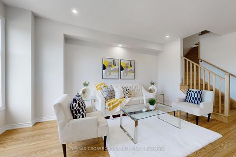 Photo 7 at 384 Okanagan Path, Donevan, Oshawa