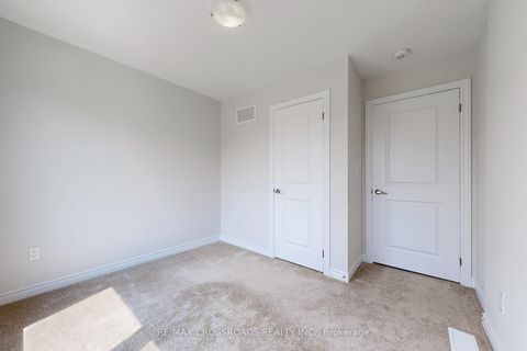 Photo 23 at 384 Okanagan Path, Donevan, Oshawa