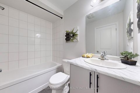 Photo 28 at 384 Okanagan Path, Donevan, Oshawa