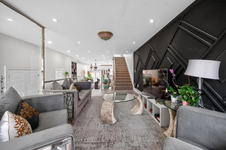 Photo 19 at 442 Pharmacy Avenue S, Birchmount, Toronto