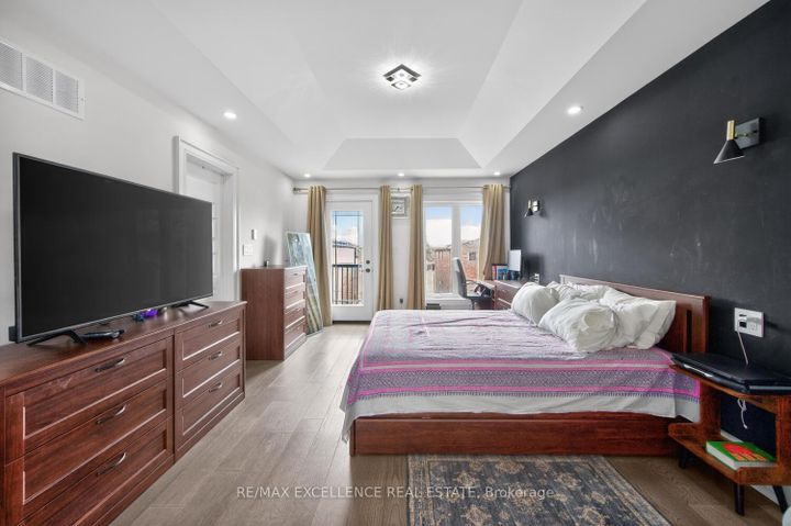 Photo 24 at 442 Pharmacy Avenue S, Birchmount, Toronto