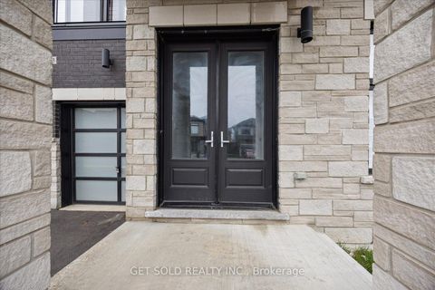 Photo 2 at 263 Factor Street, Kleinburg, Vaughan