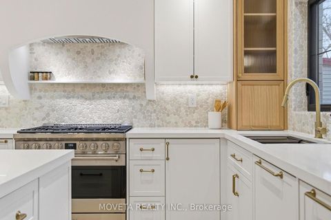 Photo 12 at 4 Mahoney Avenue, Mount Dennis, Toronto