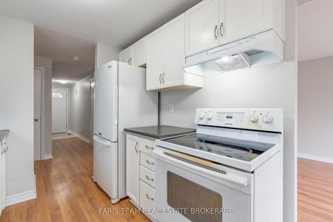 Photo 5 at 18 Argyle Road, Sunnidale, Barrie