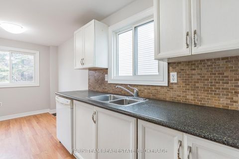 Photo 7 at 18 Argyle Road, Sunnidale, Barrie