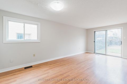 Photo 11 at 18 Argyle Road, Sunnidale, Barrie