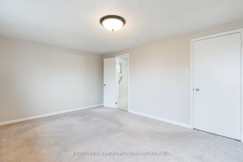 Photo 15 at 18 Argyle Road, Sunnidale, Barrie