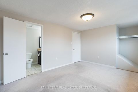 Photo 16 at 18 Argyle Road, Sunnidale, Barrie