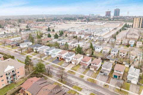 Photo 29 at 18 Argyle Road, Sunnidale, Barrie