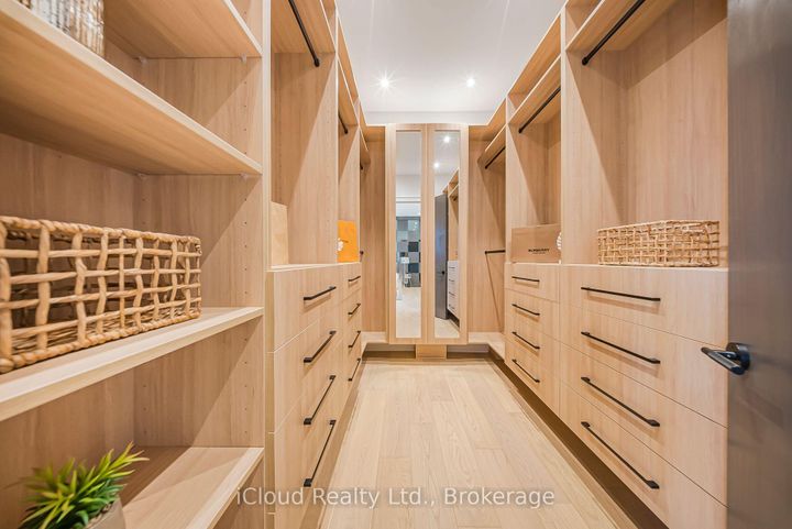 Photo 12 at 1374 Tansley Drive, WO West, Oakville