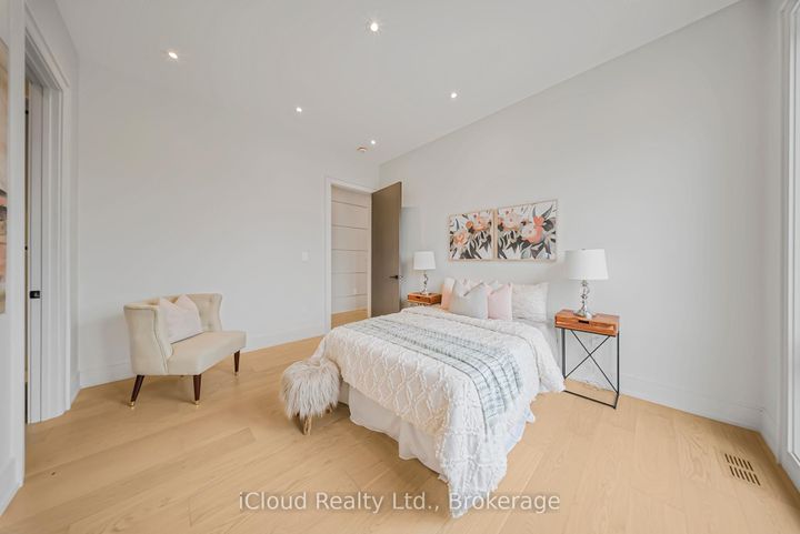 Photo 22 at 1374 Tansley Drive, WO West, Oakville