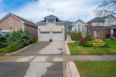 Photo 0 at 20 Drummond Drive, Maple, Vaughan