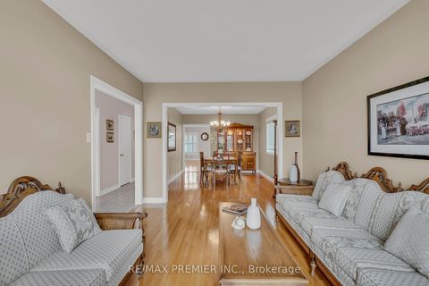 Photo 6 at 20 Drummond Drive, Maple, Vaughan