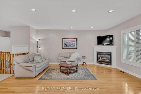 Photo 15 at 20 Drummond Drive, Maple, Vaughan