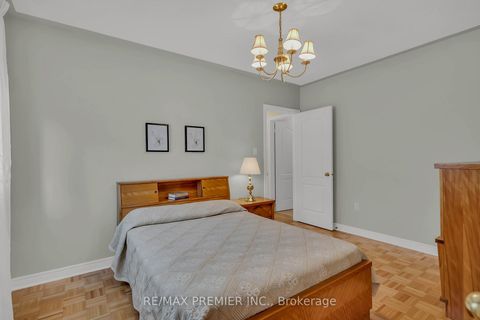 Photo 24 at 20 Drummond Drive, Maple, Vaughan