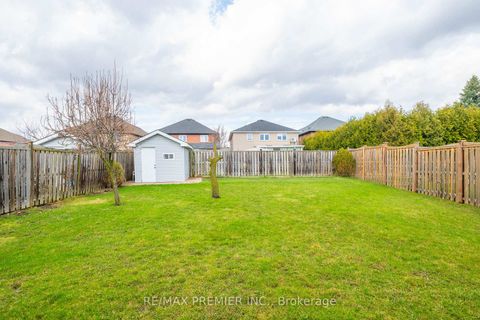 Photo 28 at 20 Drummond Drive, Maple, Vaughan