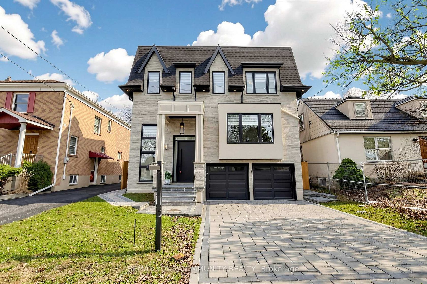 97 Ranee Avenue, Lawrence, Toronto photo number 2