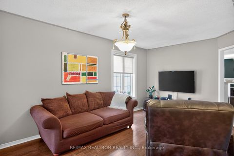 Photo 4 at 441 Heddle Crescent, Wyndham, Newmarket