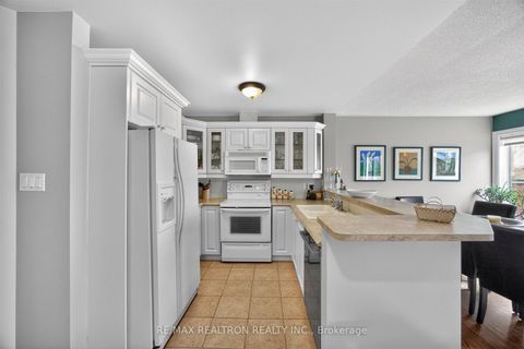 Photo 9 at 441 Heddle Crescent, Wyndham, Newmarket