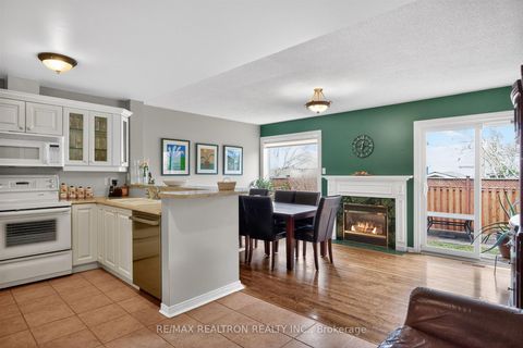 Photo 10 at 441 Heddle Crescent, Wyndham, Newmarket