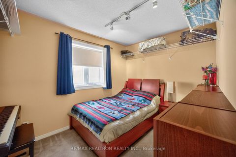 Photo 25 at 441 Heddle Crescent, Wyndham, Newmarket