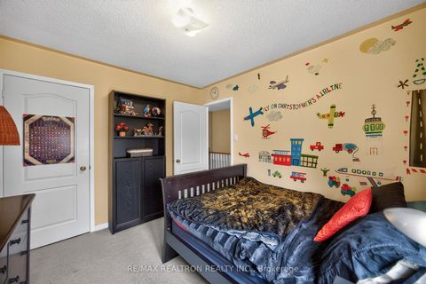 Photo 28 at 441 Heddle Crescent, Wyndham, Newmarket