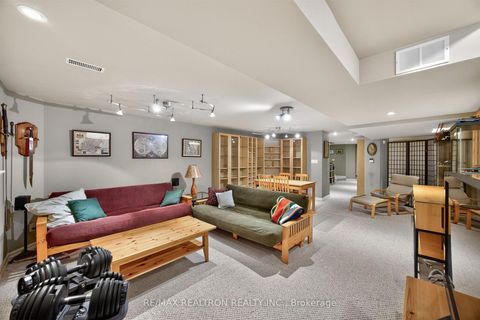 Photo 33 at 441 Heddle Crescent, Wyndham, Newmarket