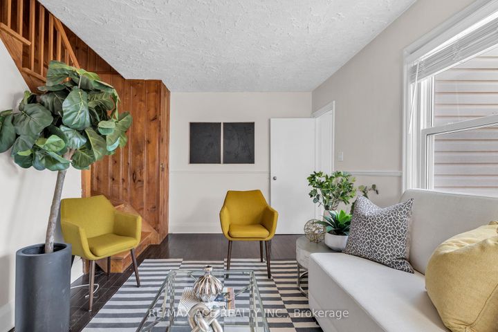 Photo 9 at 54 S Woodrow Boulevard, Cliffside, Toronto