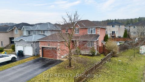Photo 2 at 65 Dunnett Drive, Ardagh, Barrie